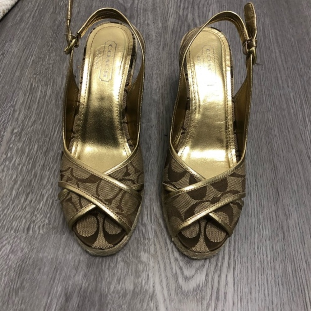 Coach Kara Signature Logo Wedge Espadrilles 8 Gold New in Box